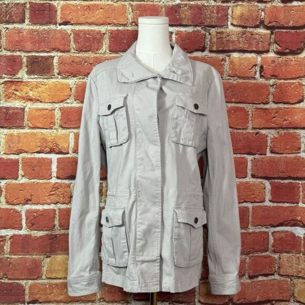 BCBG Maxazria Beige‎ Women's Coat Size Large Pockets Fall Fashionable EUC